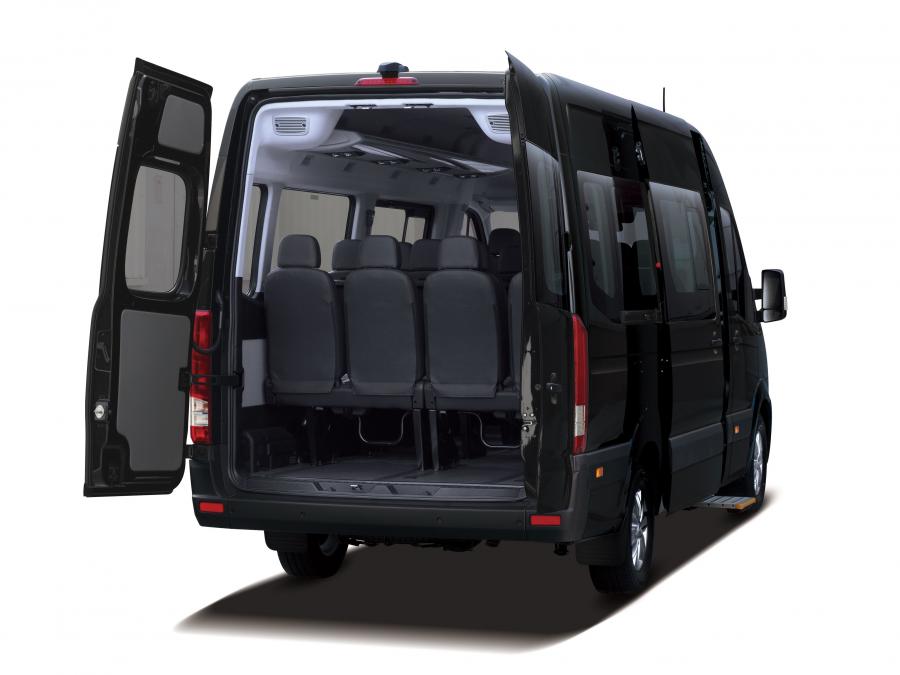  Hyundai H350 Minibus 2015 года  (фото 8 из 14)